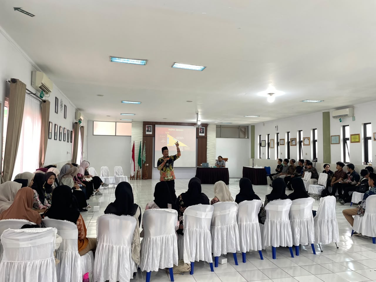 AKMT Gelar Baitul Arqam Purna Studi, Teguhkan Karakter Islami Alumni