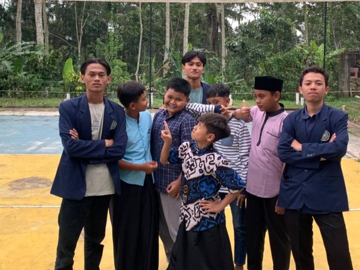 Bakti Ramadhan HIMA RMIK ADYAKSA AKMT di TPQ An-Nur Tepusen Kaloran Bakti Ramadhan HIMA RMIK ADYAKSA AKMT di TPQ An-Nur Tepusen Kaloran