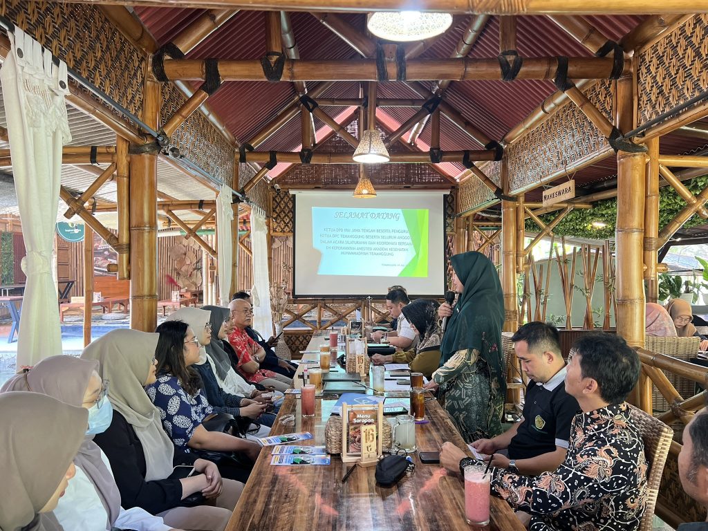 AKMT Gandeng IPAI Siapkan Generasi Penata Anestesi Profesional AKMT Gandeng IPAI Siapkan Generasi Penata Anestesi Profesional