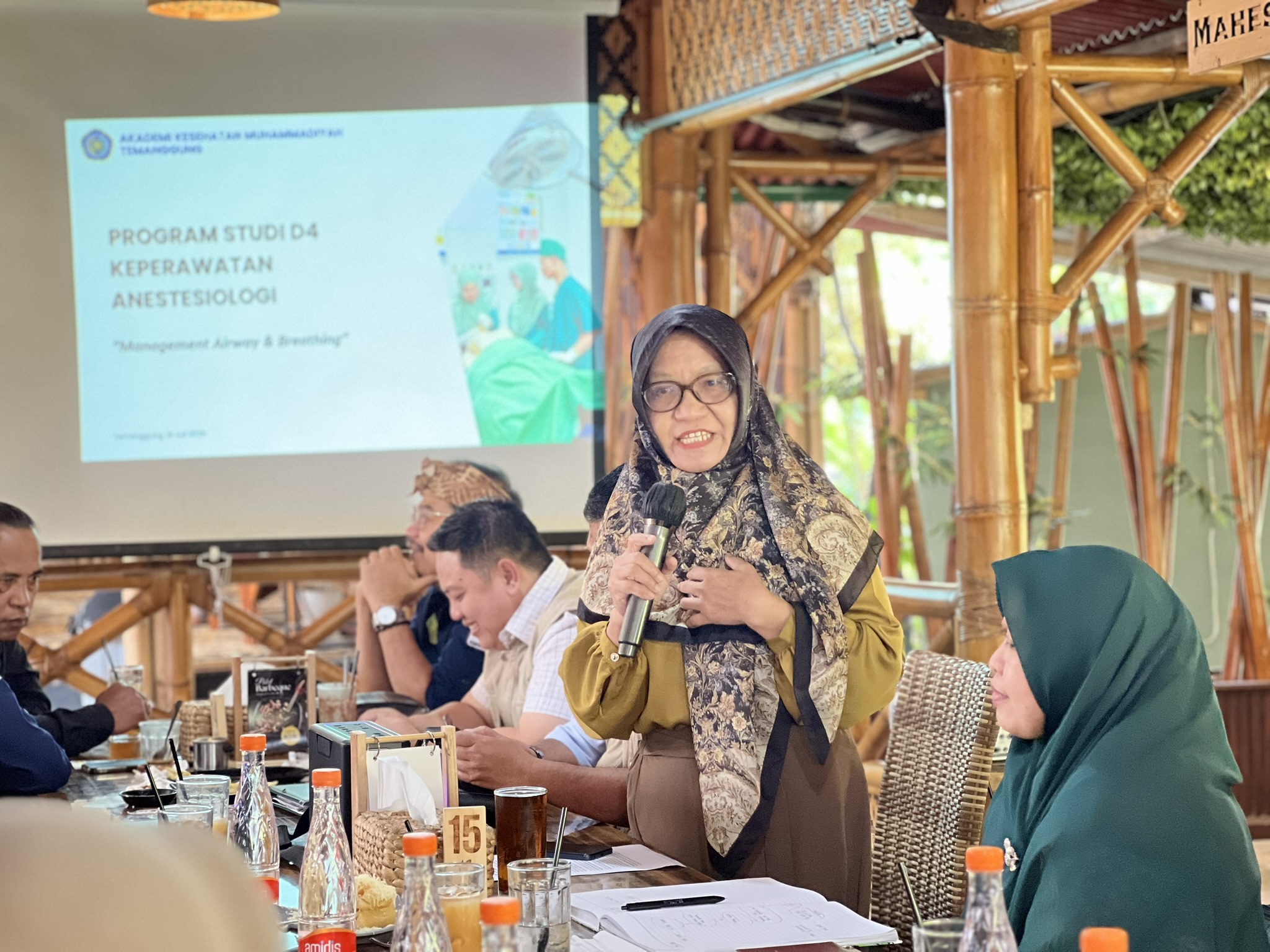 AKMT Gandeng IPAI Siapkan Generasi Penata Anestesi Profesional AKMT Gandeng IPAI Siapkan Generasi Penata Anestesi Profesional